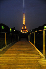 [Eiffel+Tower,+Paris,+France1.jpg]