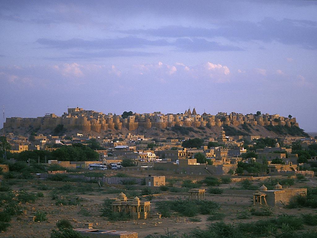 [INDIA-2+Jaisalmer+Fort.jpg]