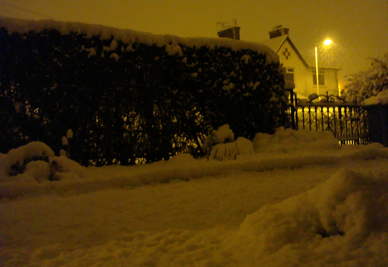 [Alan+in+Belfast+-+East+Belfast+snow+2.jpg]