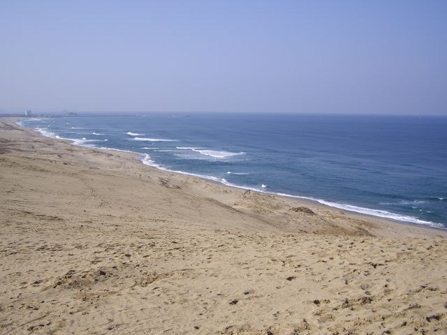 [Tottori+-+beach+and+sand.jpg]
