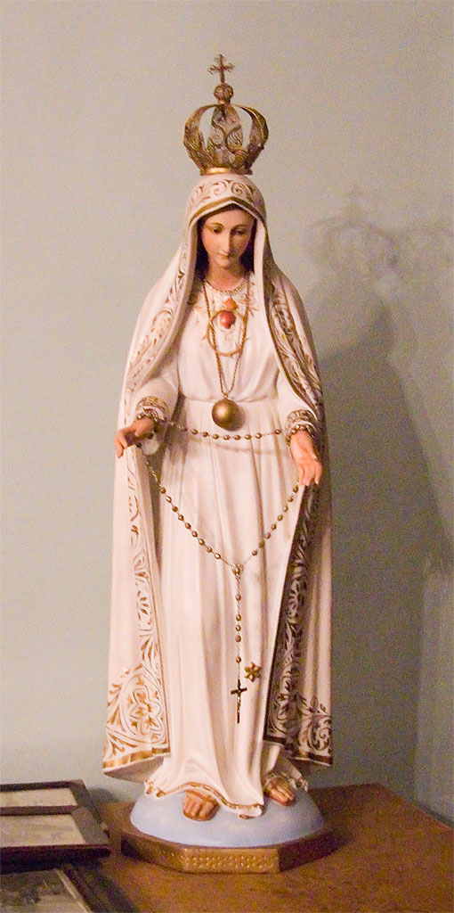 [Old+Saint+Ferdinand's+Shrine,+in+Florissant,+Missouri+-+statue+of+Blessed+Virgin+Mary.jpg]