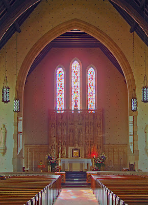 Saint Luke the Evangelist Church, in Richmond Heights, Missouri - sanctuary