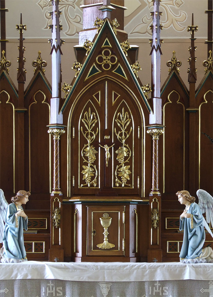 [Saint+Martin+Roman+Catholic+Church,+in+Starkenberg,+Missouri+-+tabernacle.jpg]