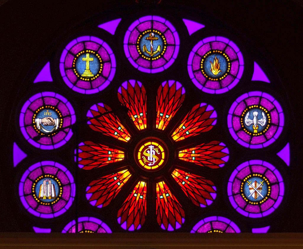 [Saint+Paul+Roman+Catholic+Church,+in+Saint+Paul,+Missouri+-+rose+window.jpg]