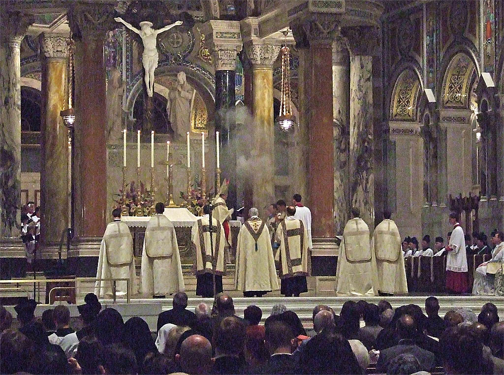 [Cathedral+Basilica+of+Saint+Louis,+in+Saint+Louis,+Missouri,+USA+-+Institute+of+Christ+the+King+Sovereign+Priest+ordinations+21.jpg]