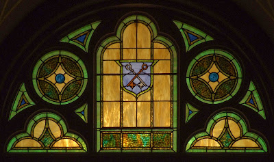 Saint Charles Borromeo Roman Catholic Church, in Saint Charles, Missouri, USA - Stained glass window, keys of Peter