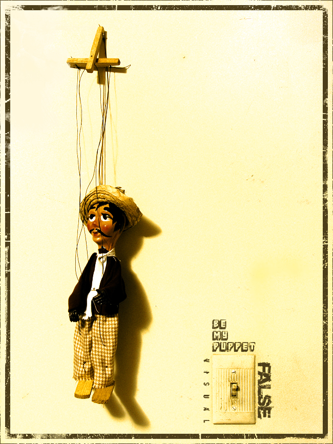 [fv_2005-03-28_be-my-puppet.jpg]