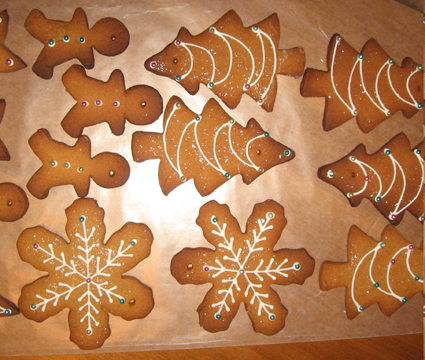 [decorated+gingerbread+2.jpg]