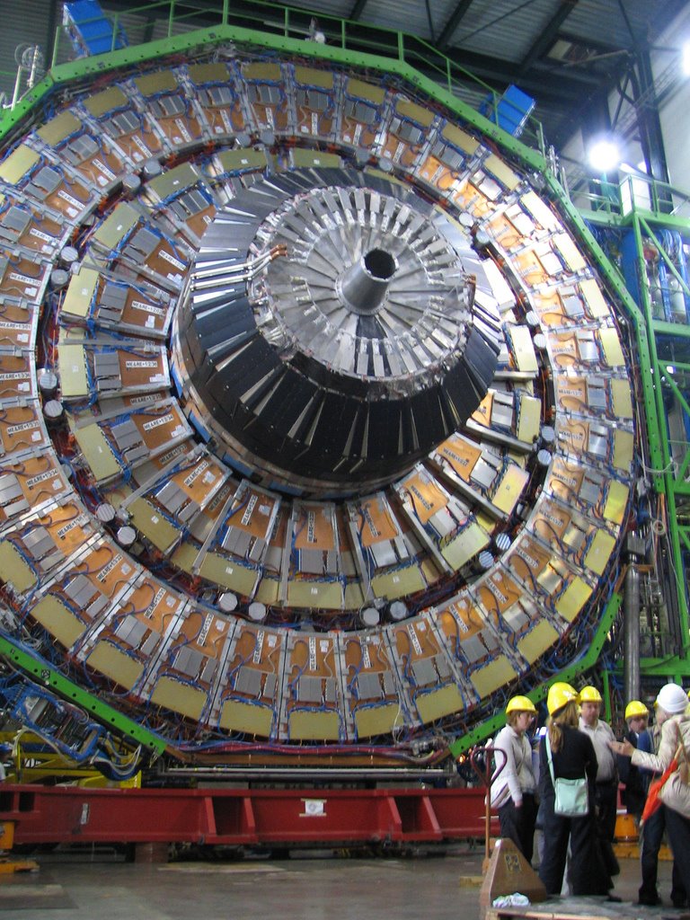 [Parte+del+LHC.jpg]
