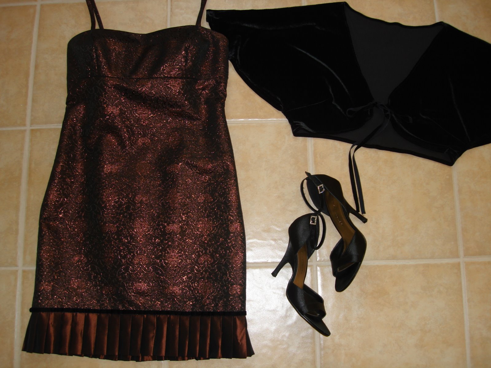 [bronze+dress+001.jpg]