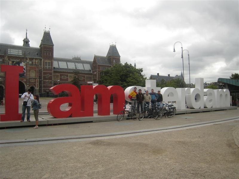 [I_amsterdam+(Medium).jpg]