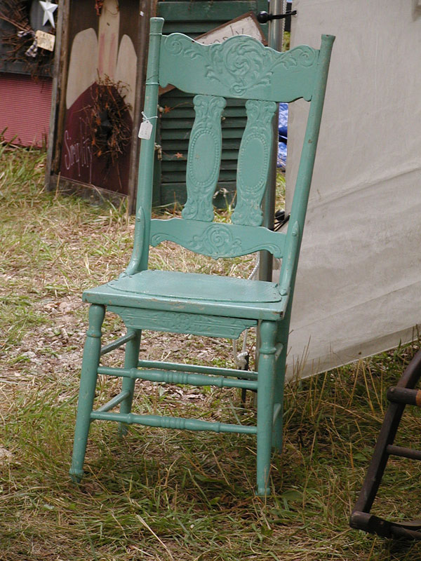 [aqua+chair.jpg]