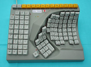 Weirdest+Keyboard+in+the+World Weirdest Keyboard in the World!!