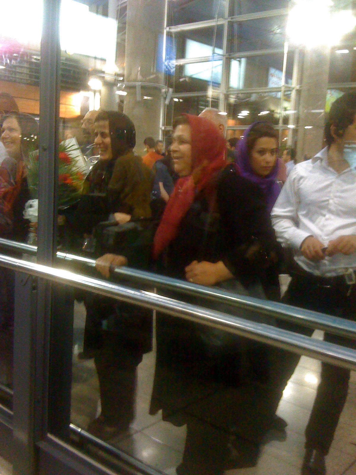 [arriving+in+Tehran.jpg]