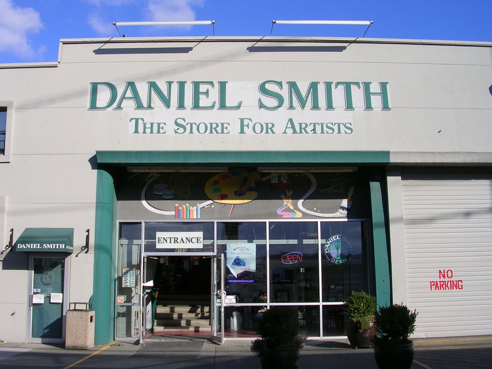 [Front+of+Seattle+Daniel+Smith+Store.JPG]