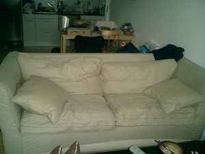 [jennifer+convertible+couch,+great+condition+$100.jpg]