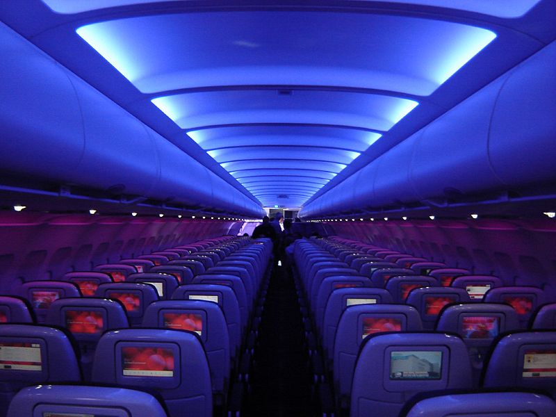 [800px-Virgin_America_A320_cabin.jpg]
