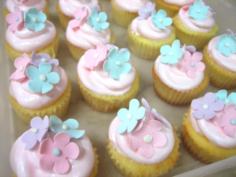 [pastel+cupcakes2.jpg]