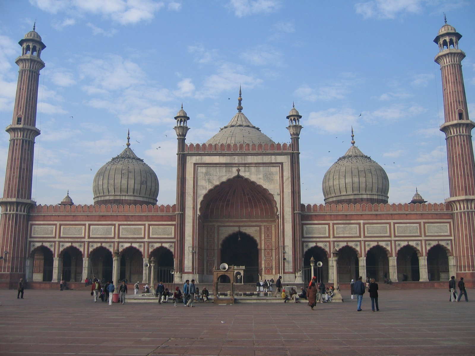 [02_Fatepuri+Masjid+Mosque.JPG]