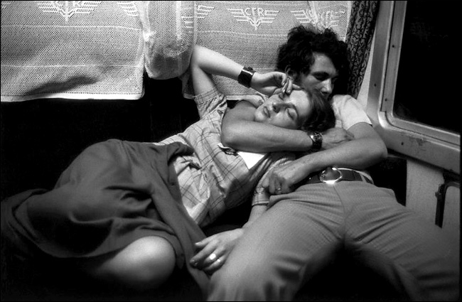 [sleeping+on+a+train.jpg]