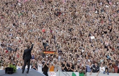 [2008-07-24-crowds.jpg]