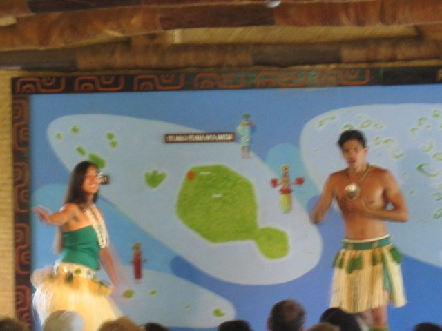 [IMG_3469.jpgPolynesian+Cultural+Center+O'tahiti+Village.jpg]