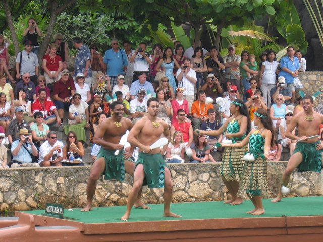 [IMG_3387.jpgPolynesian+Cultural+Center+Canoe+Pageant+Aotearoa.jpg]