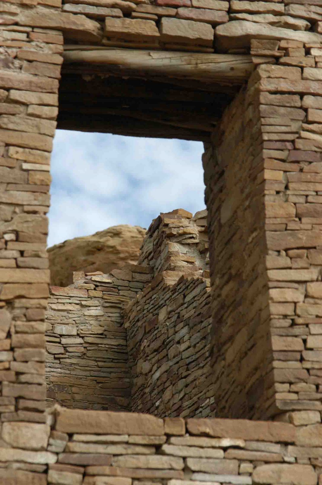 [Chaco+Canyon+ruins+2+low+res.jpg]