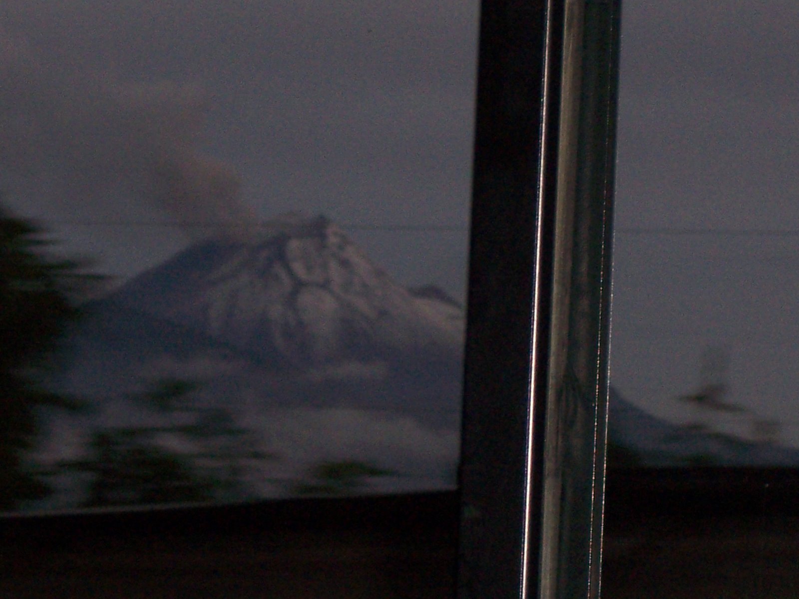 [erupting+volcano.jpg]