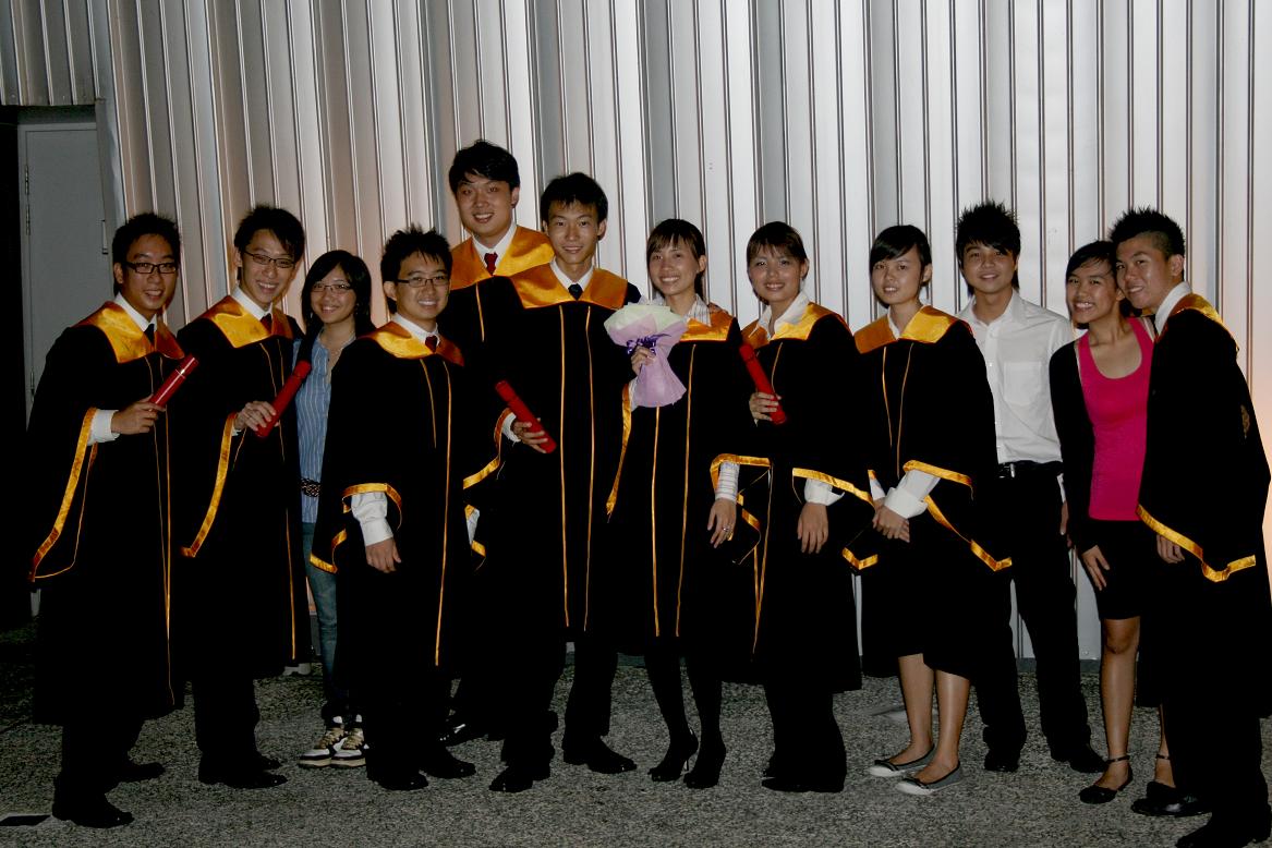 [Graduation+-+PSUS.JPG]