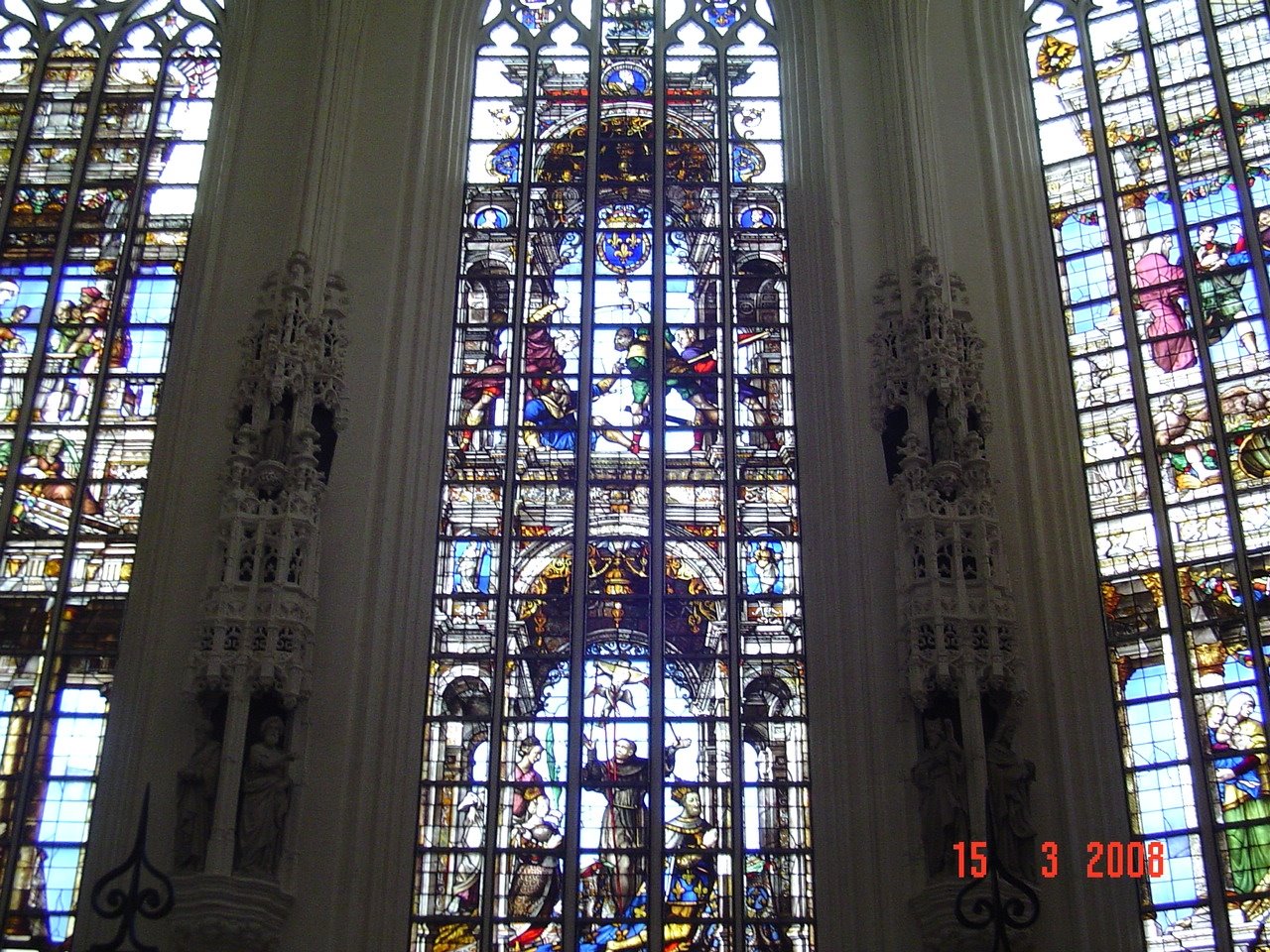 [stained+glass+2.JPG]