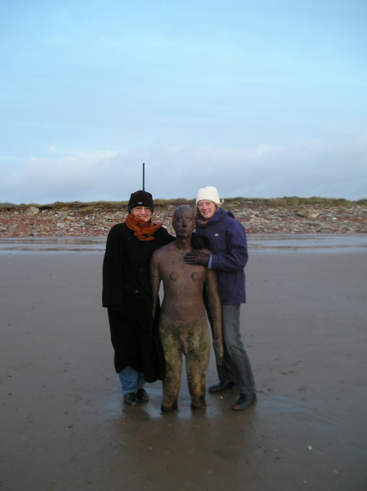 [Another+Place,+Anthony+Gormley+019.jpg]