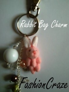 [rabbit+charm2.jpg]