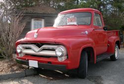 [250px-1955_Ford_F-100_front.jpg]