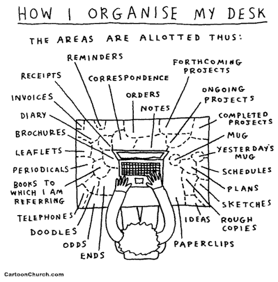 [my-desk.gif]