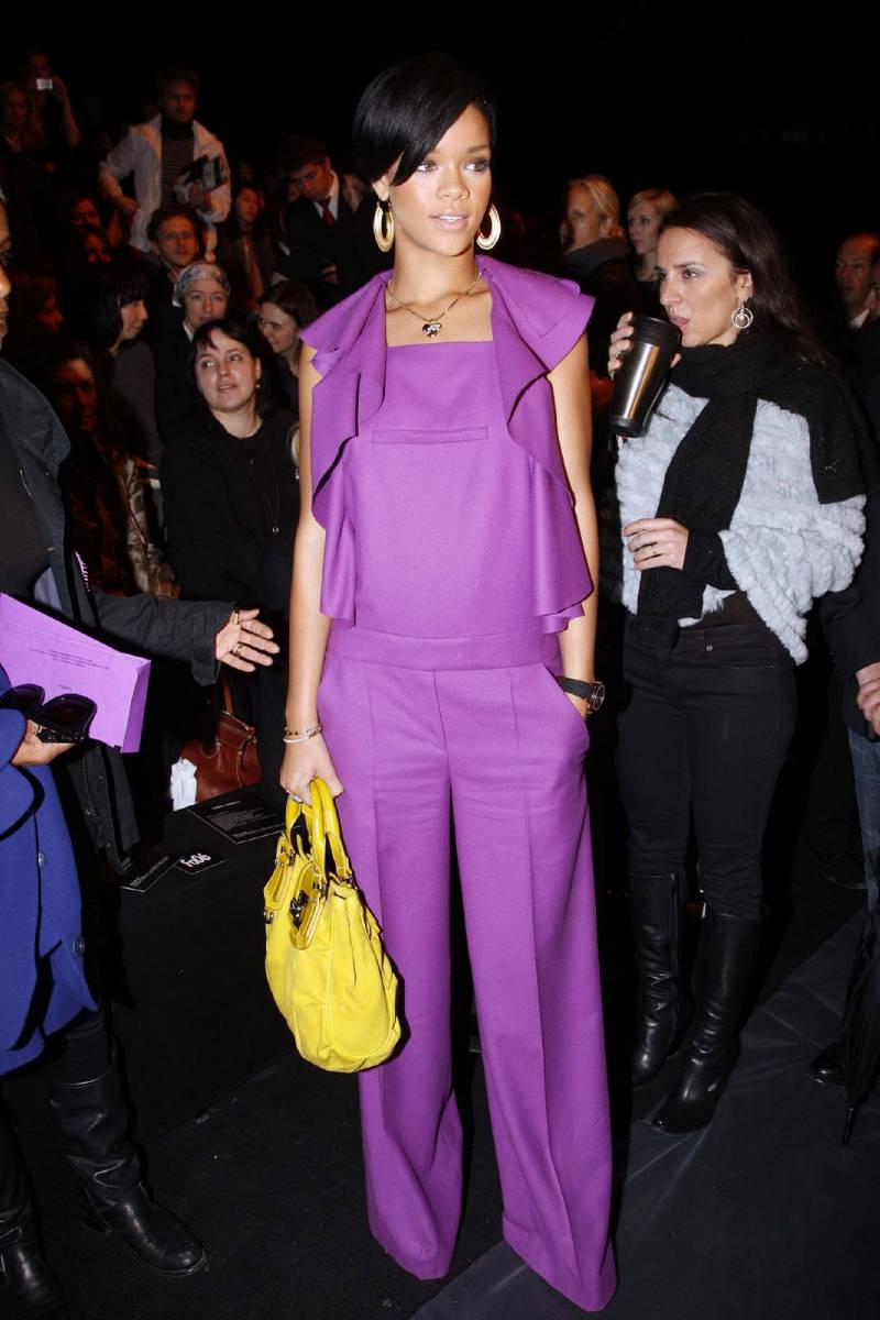 [Rihanna+purple+prada.jpg]