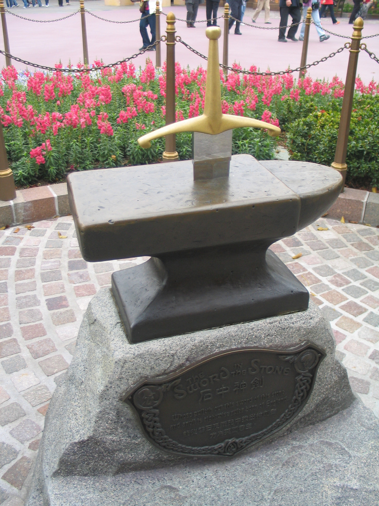 [Disneyland_Sword_in_the_Stone_by_Dave_Q.jpg]