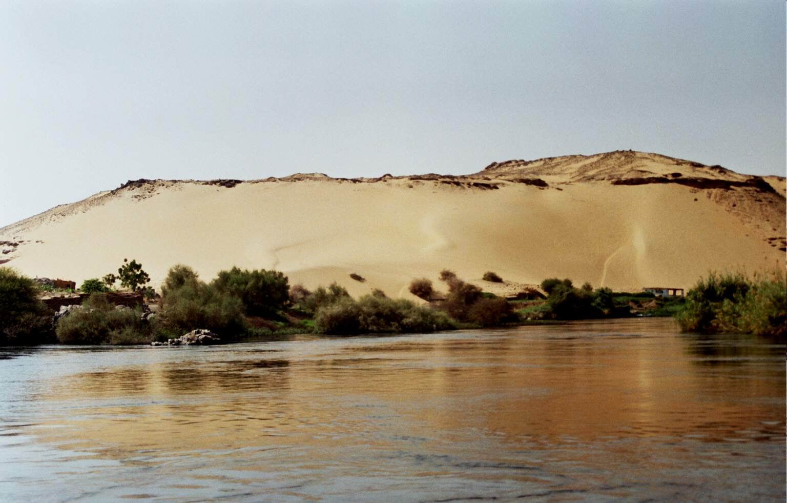 [Dunes+2.jpg]