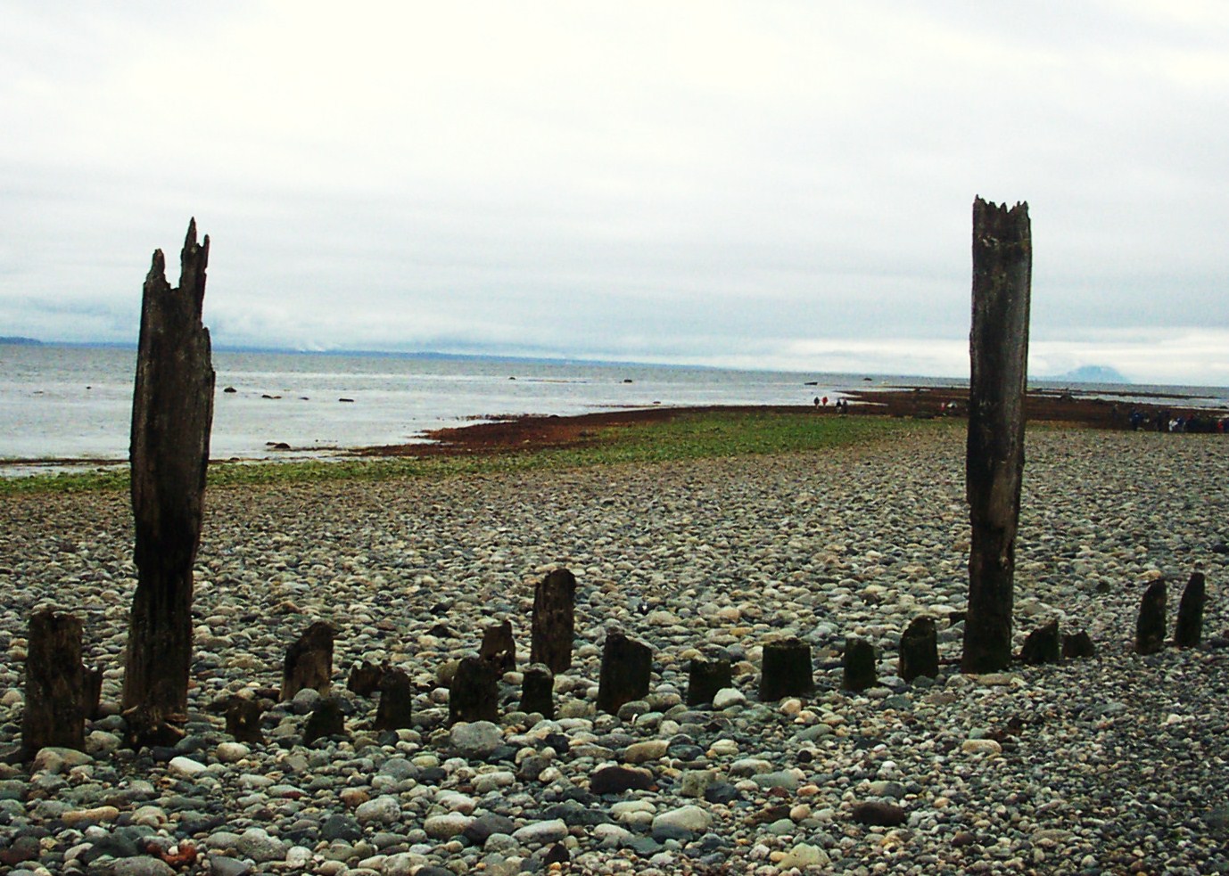 [D_Lily+Point+Beach+Old+Cannery+Remains.JPG]