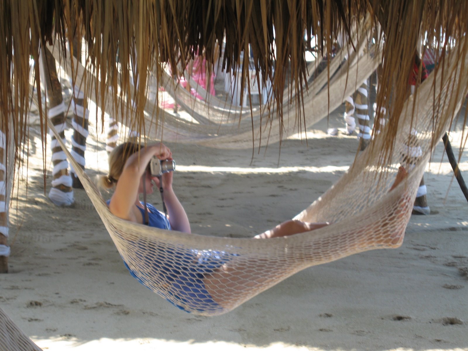 [Maren+capturing+the+beach+from+her+hammock.JPG]