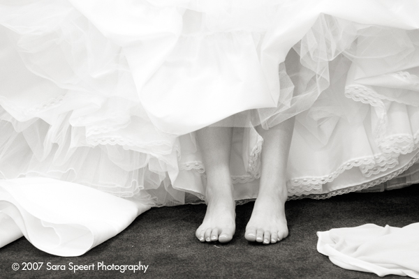 [bride+feet.jpg]