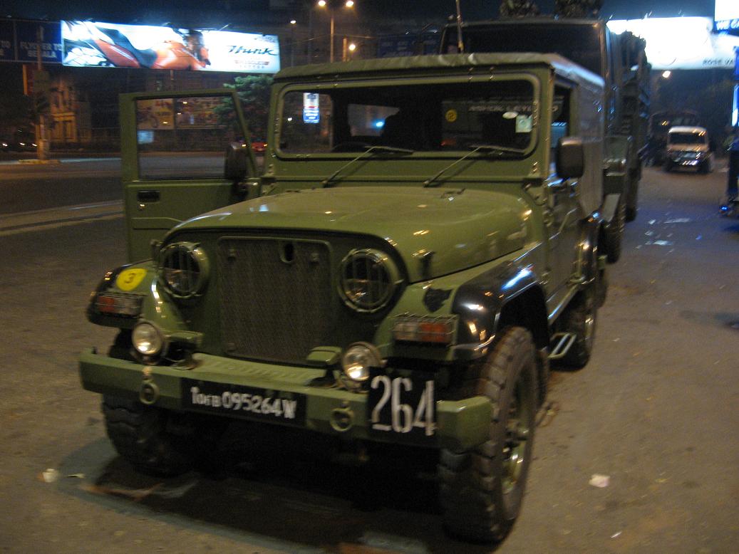 [Kolkata_Army_Presence_22Nov2007+005.JPG]