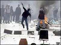 [Israeli+Arab+riots+in+October+2000.jpg]