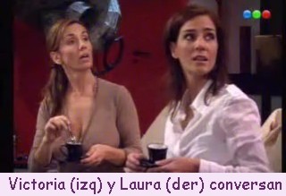 [Victoria+y+Laura+conversan.jpg]