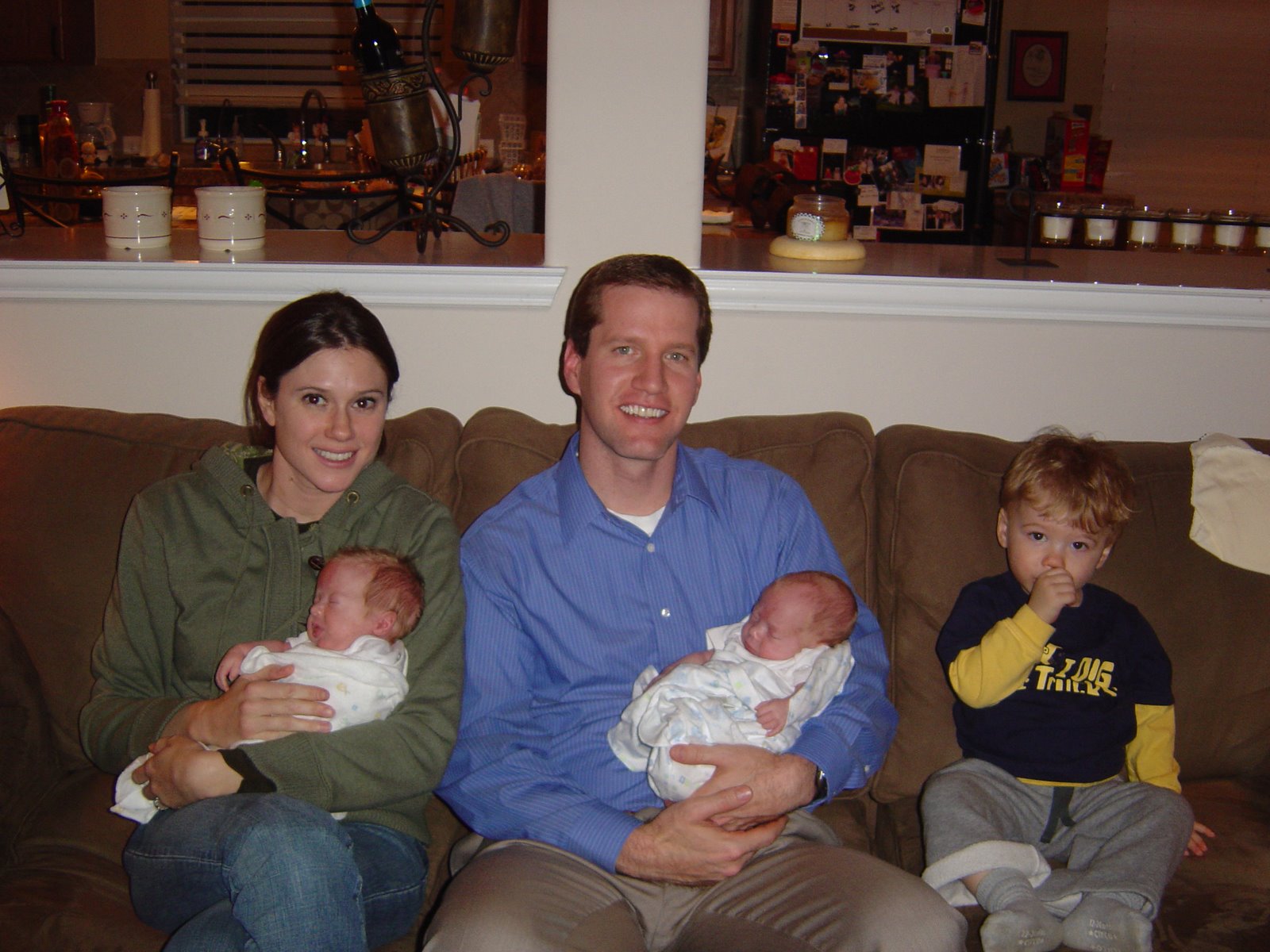 [the+swaney's+and+the+twins.JPG]