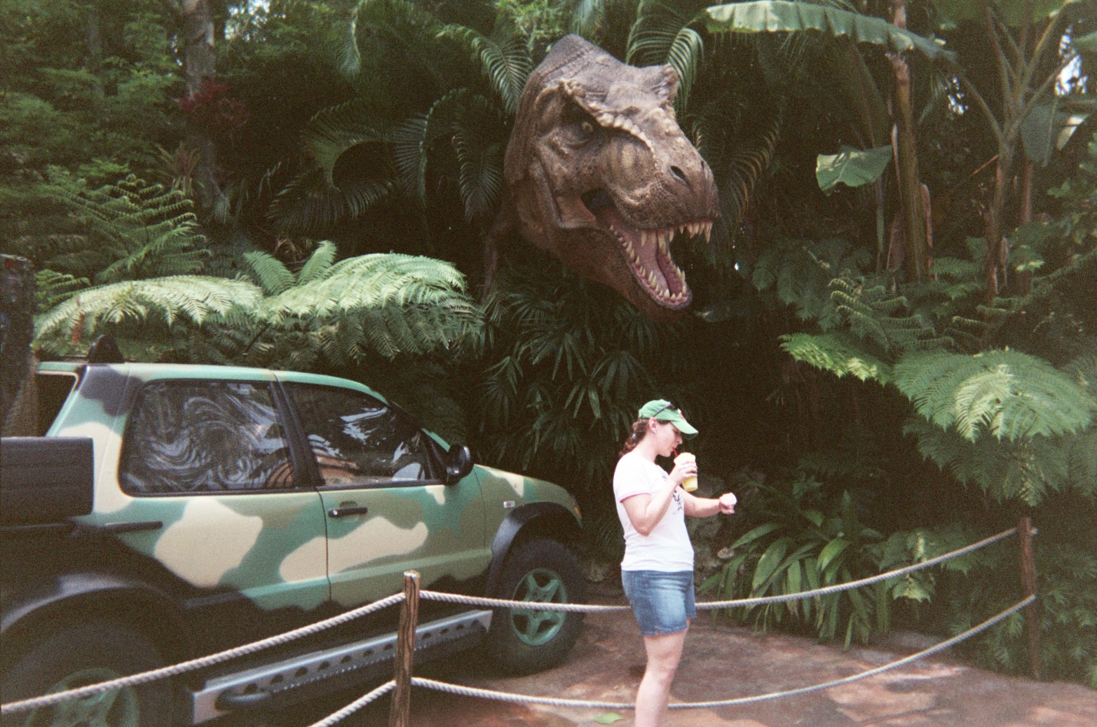 [Cathy+with+Trex.JPG]