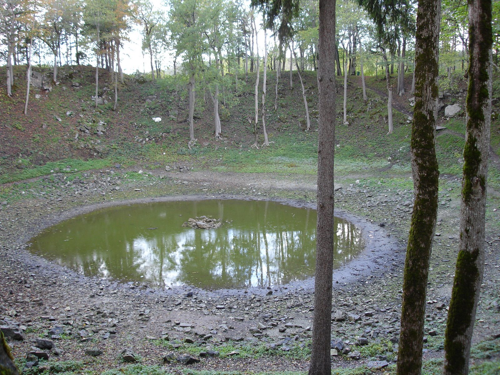 [Saaremaa+5,+Kali+meteorite+crater.JPG]