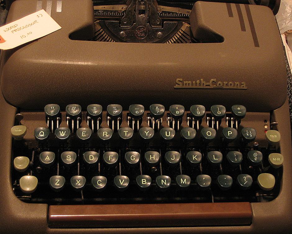 [typewriter2.JPG]