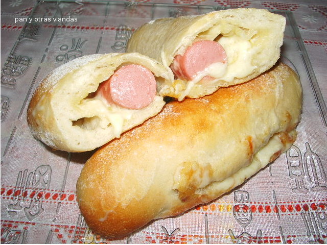 [hot+dogs-2.JPG]