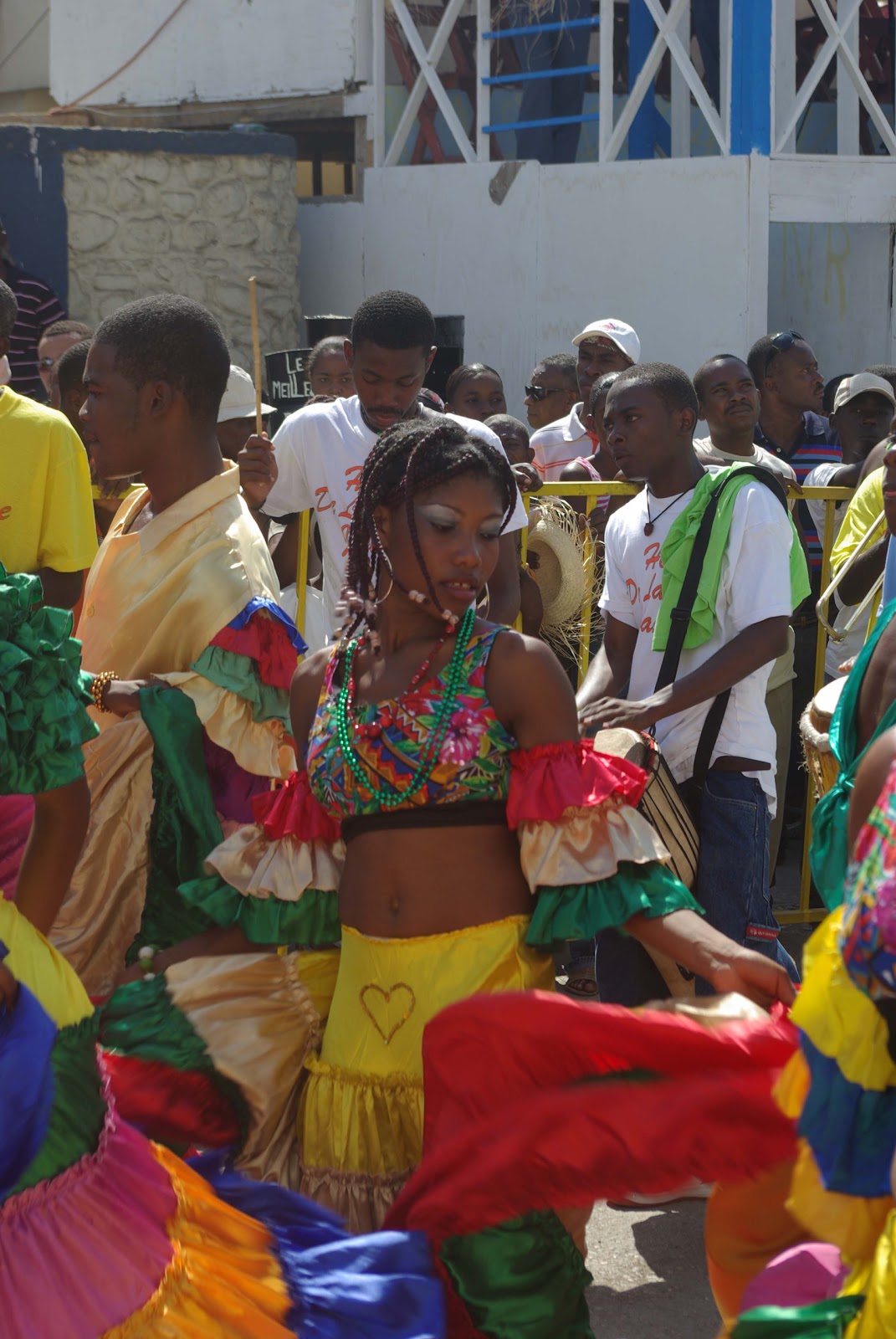 [Jacmel+carnaval+2008+(4).jpg]